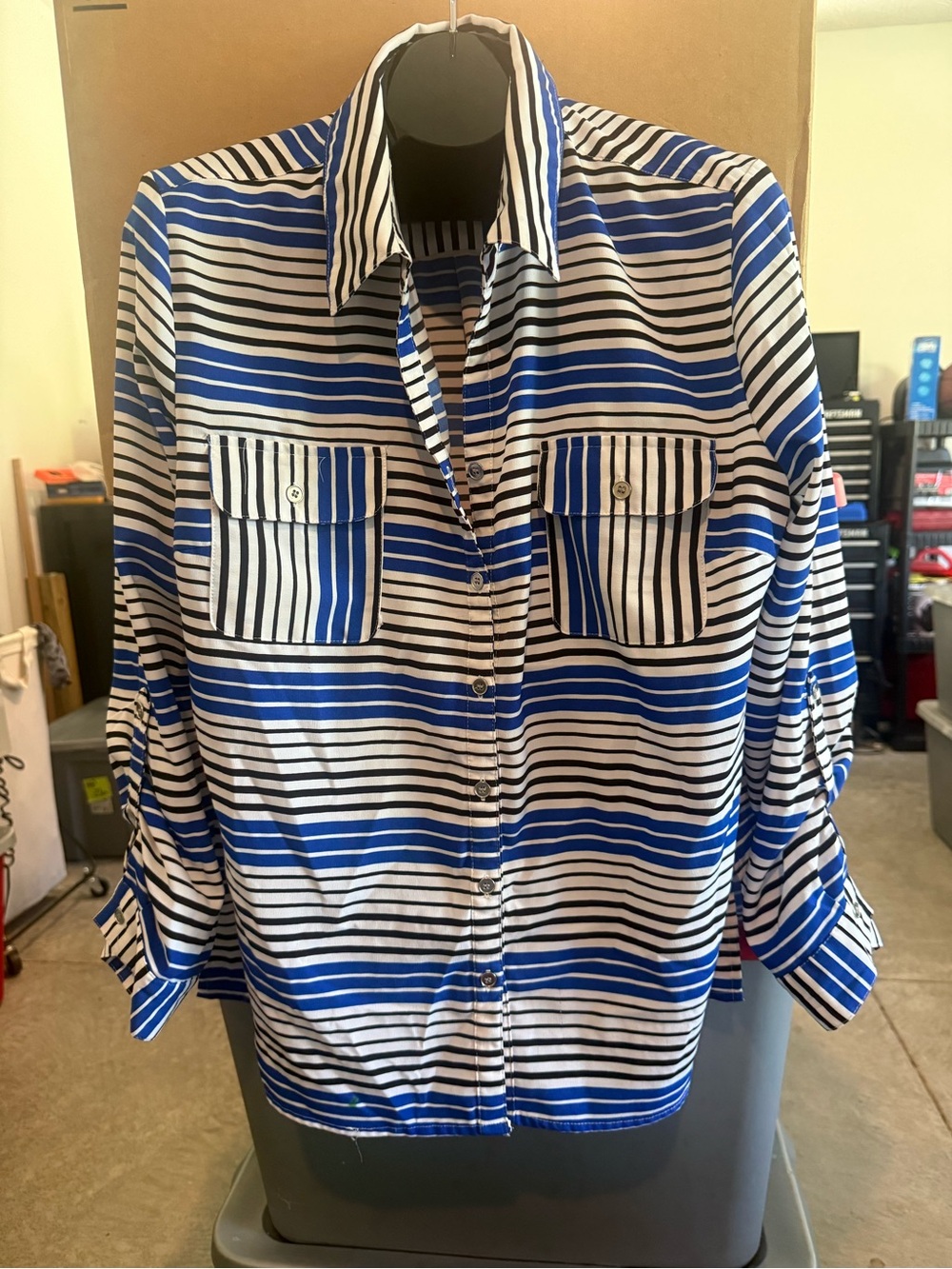 Striped Blue and White Men’s Button-Up Shirt mp51